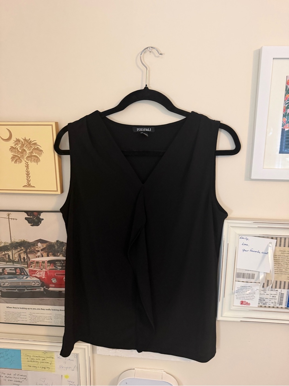 Roz & Ali Black Sleeveless V-Neck Front Twist Blouse